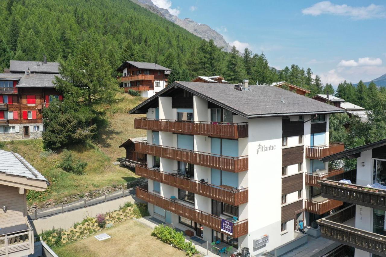 Kuscheliges Nest Fuer Zwei: Guenstiges Studio In Den Schweizer Alpen Зас-Фе Экстерьер фото